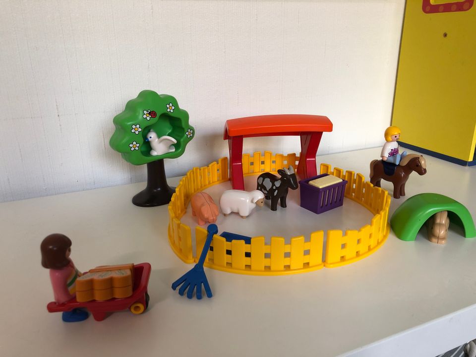 Playmobil maatila