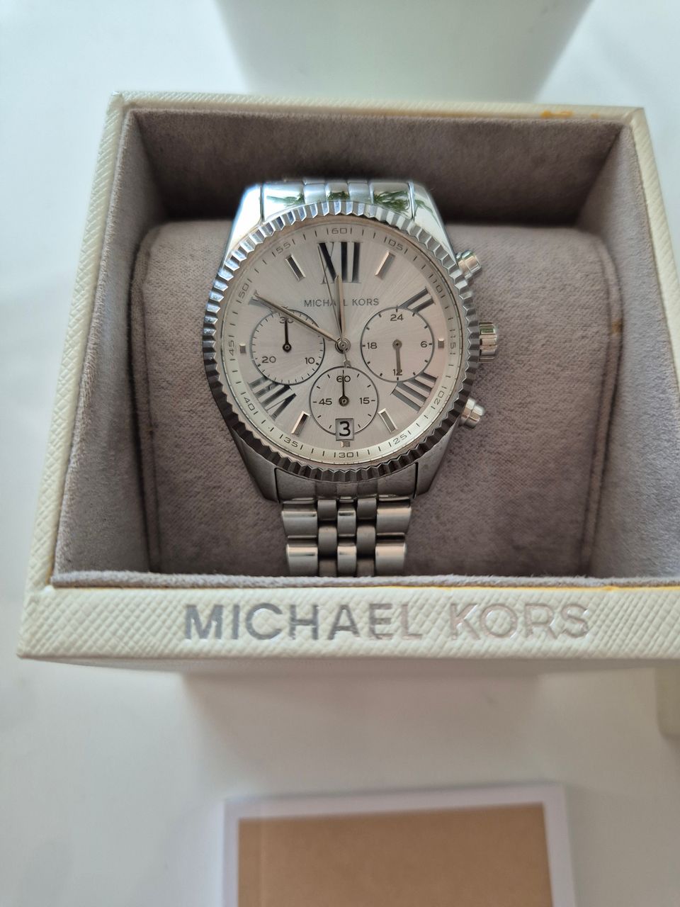 Michael Kors Lexington rannekello