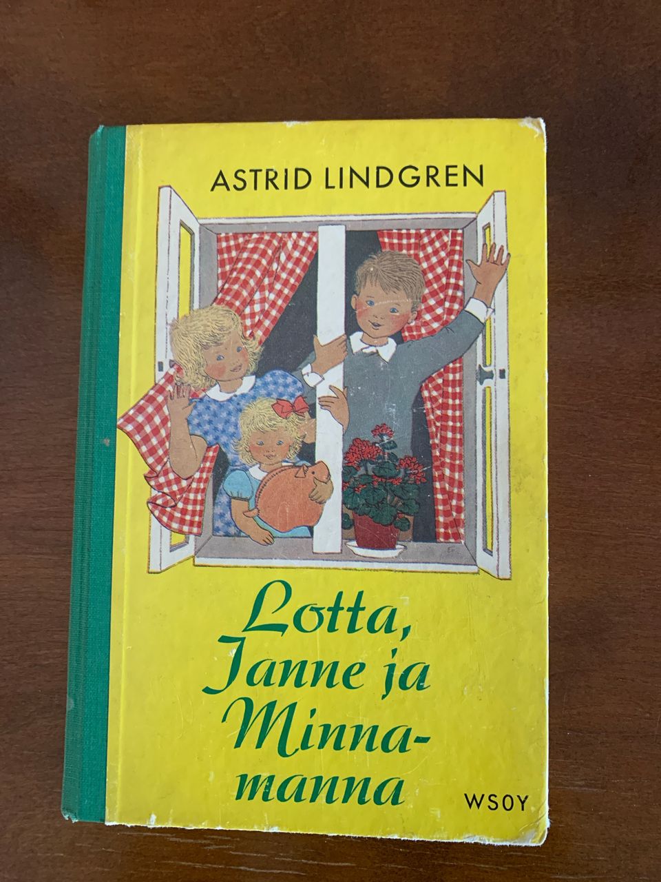 Astrid Lindgren Lotta Janne ja Minna-Mamma