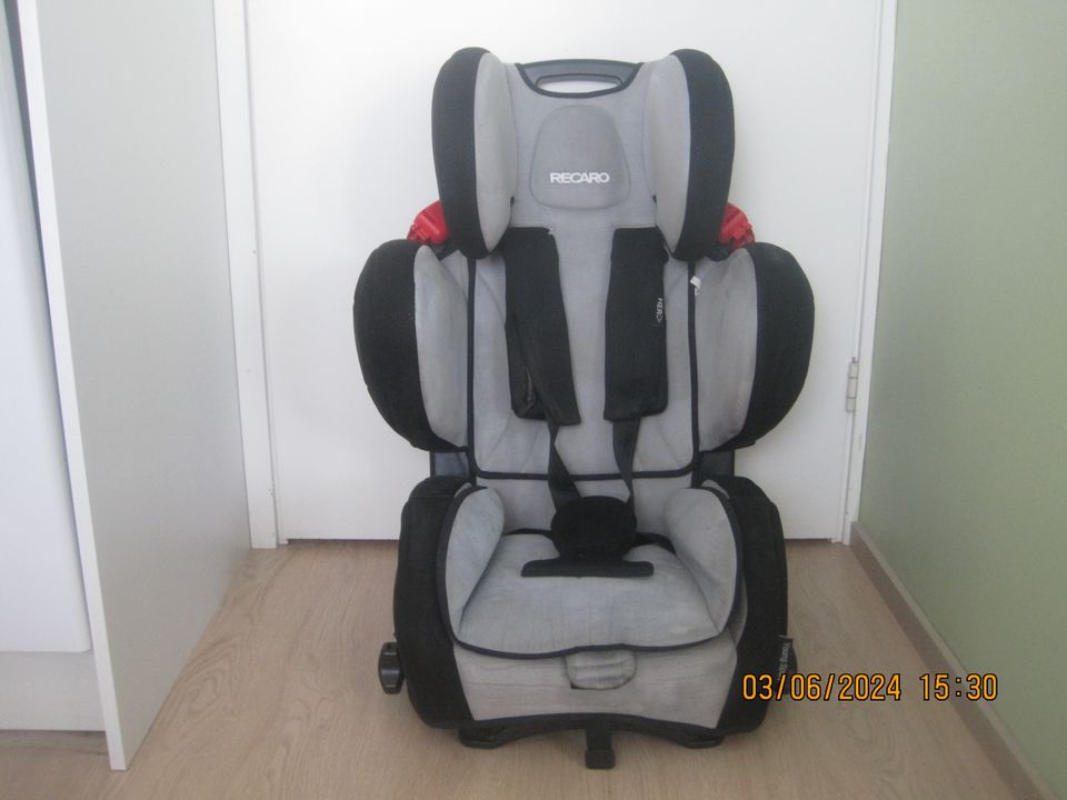 Turvaistuin recaro