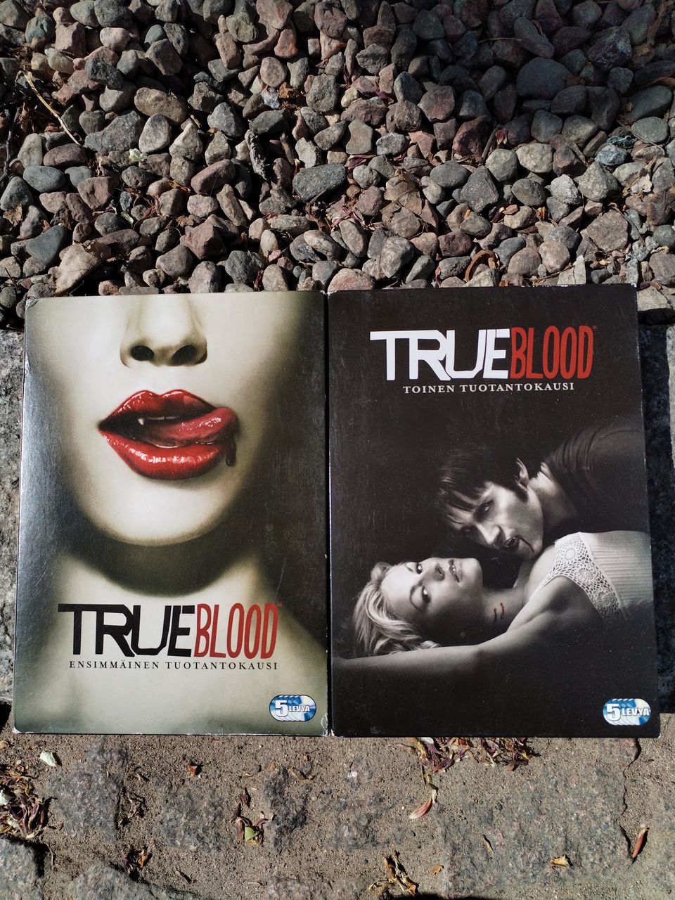 True Blood 1. ja 2. tuotantokausi