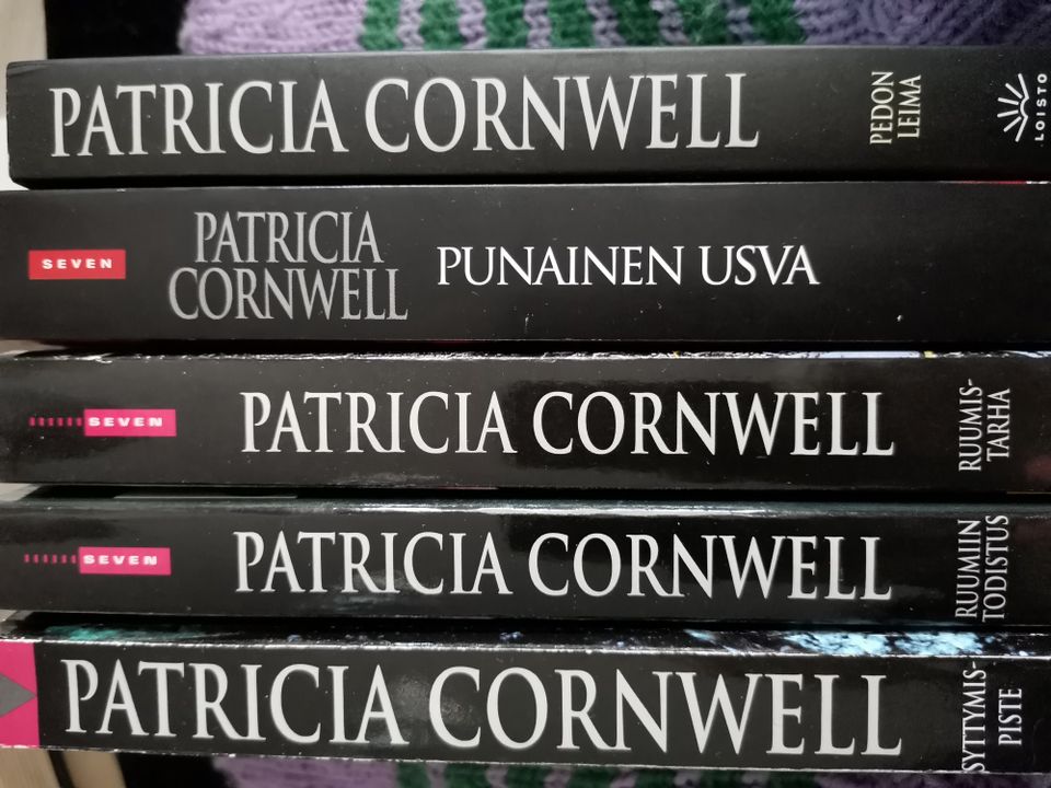 Patricia Cornwell -pokkarit x5