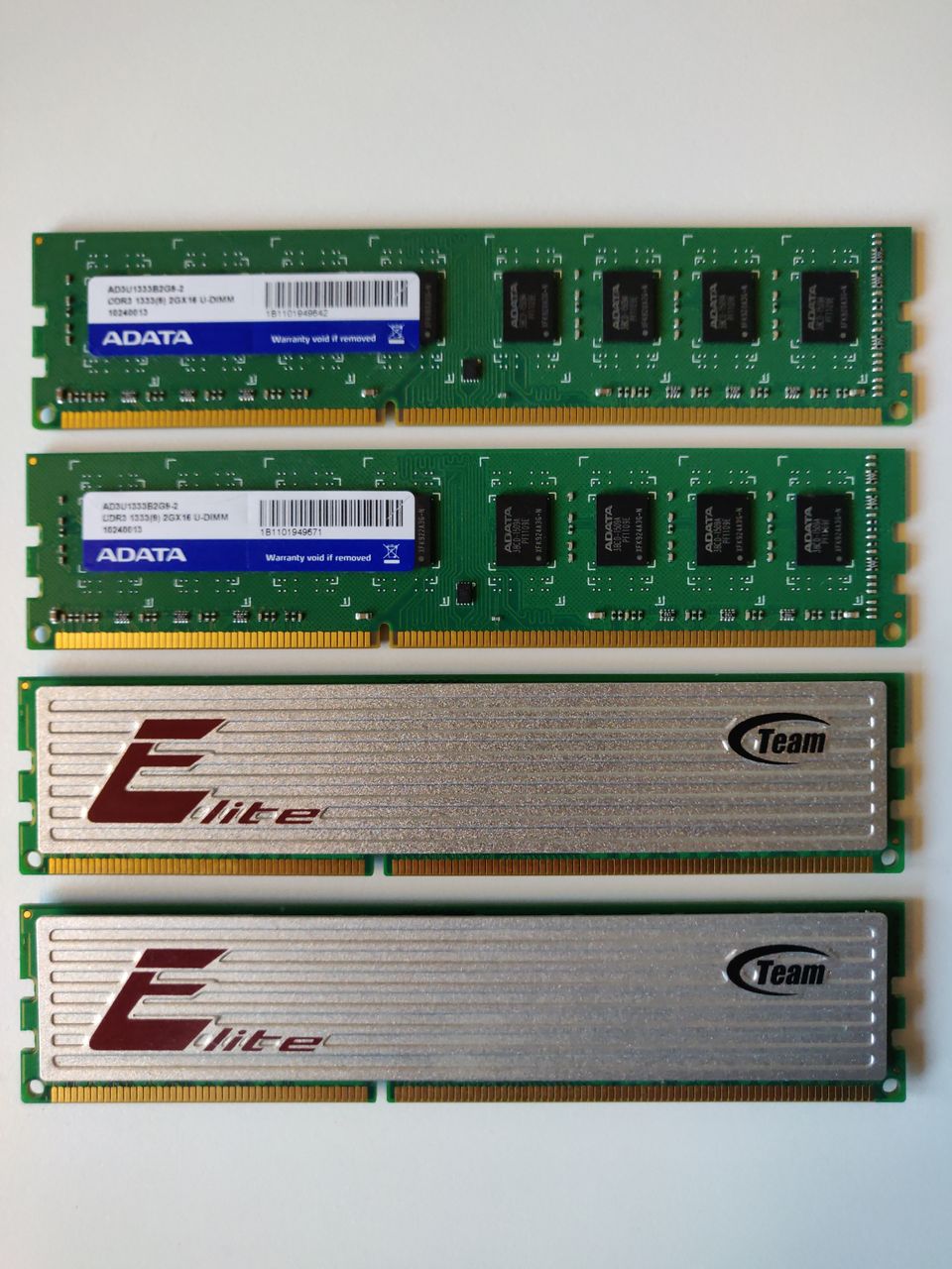 RAM-muistikammat 4x 2 GB, DDR3