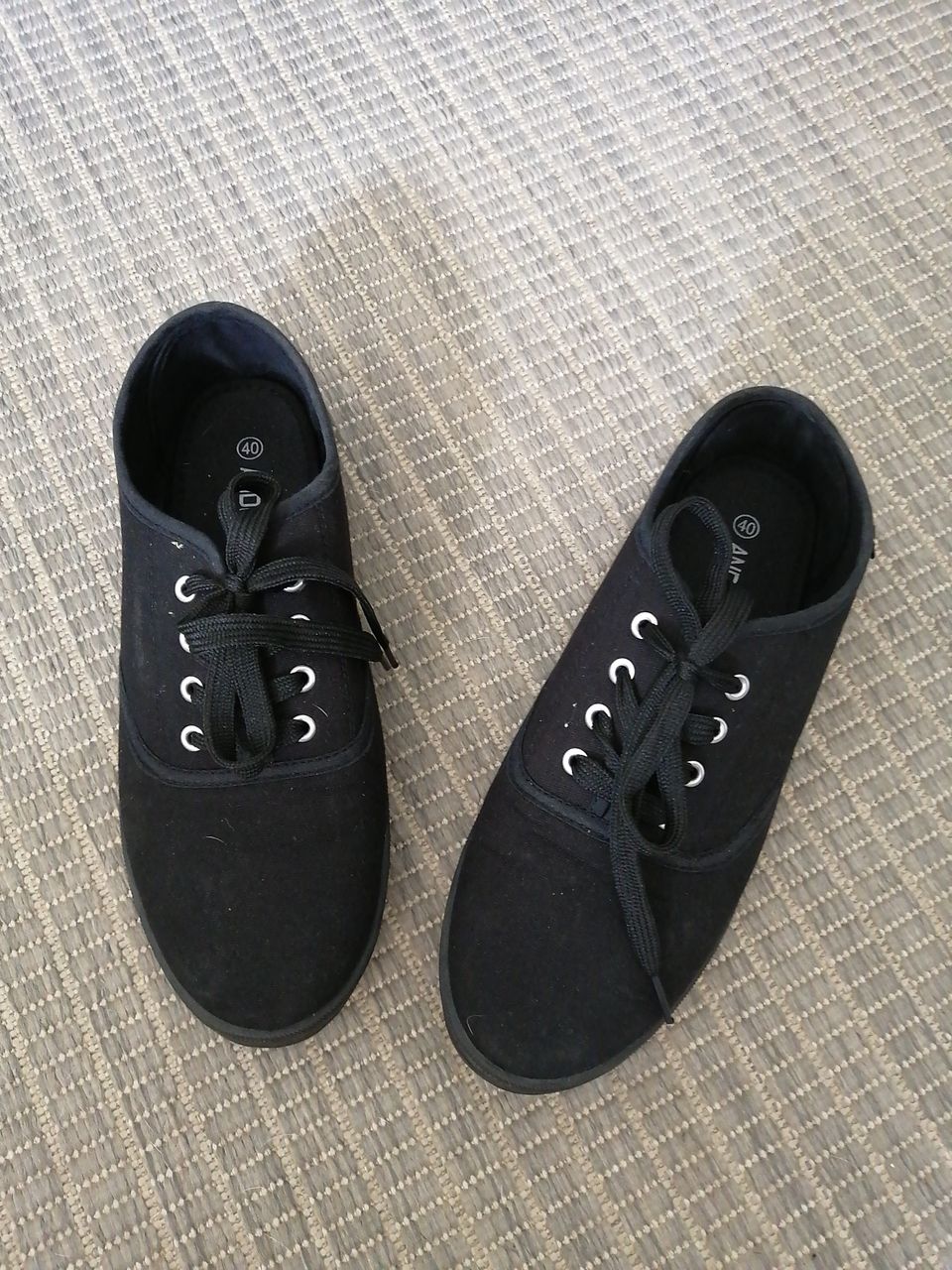 Uudet kengät