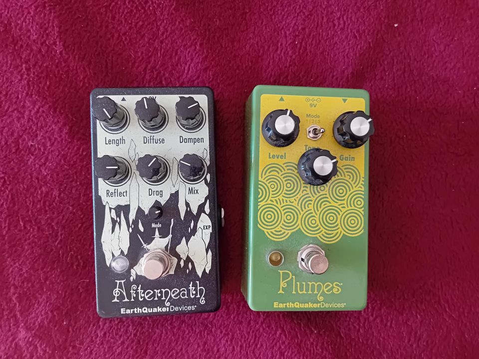 Earthquaker Devices Plumes & Afterneath
