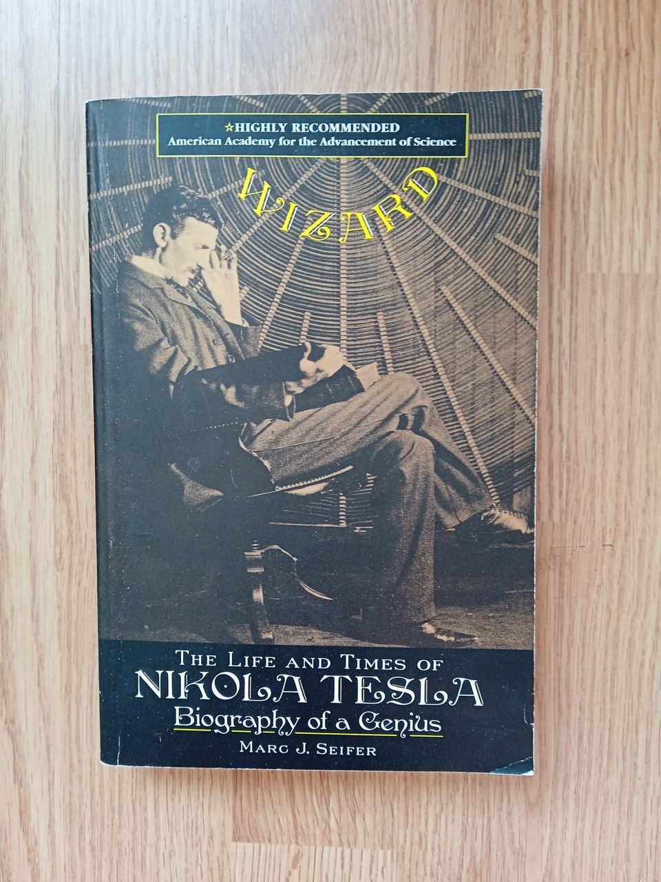 Nikola Tesla kirja