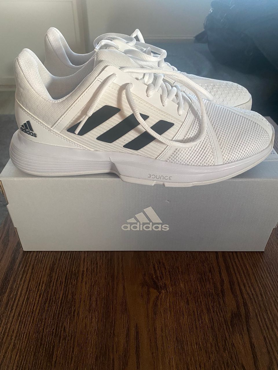 Sisäpelikengät adidas