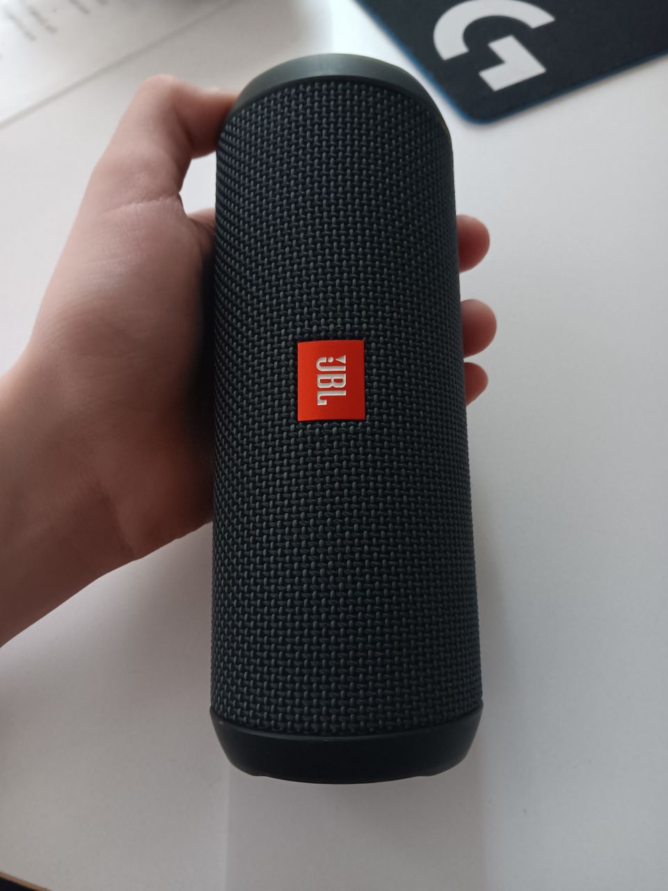 Jbl flip essential