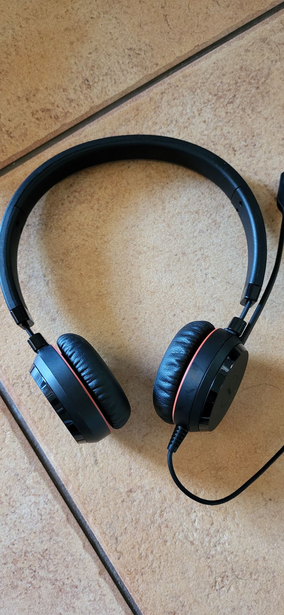 Jabra evolve 30 kuulokkeet