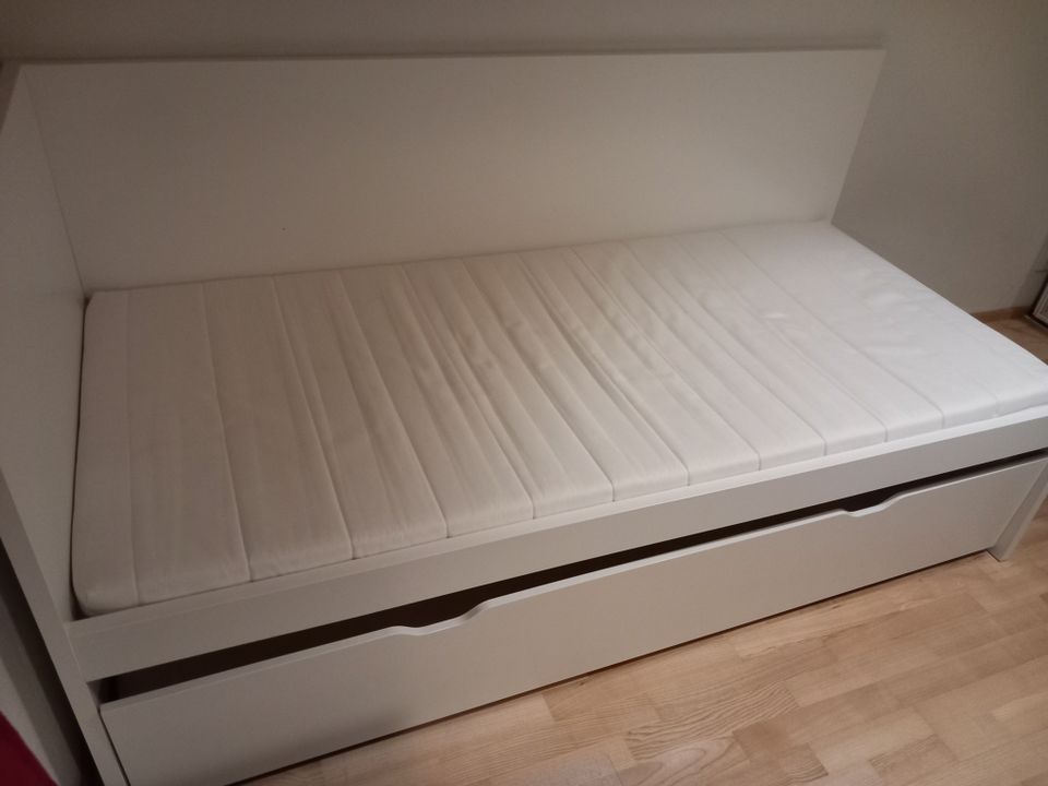 IKEA Sänky