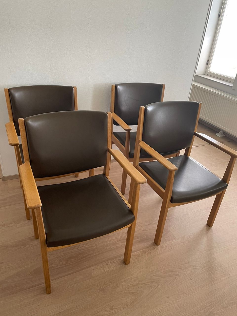 50-luvun Askon tuolit