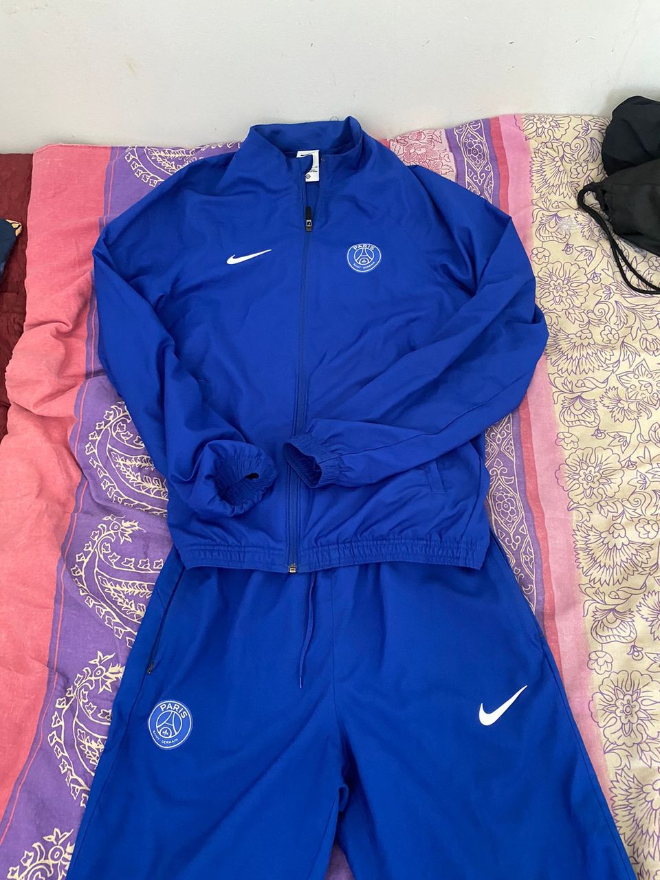 Nike psg tracksuit