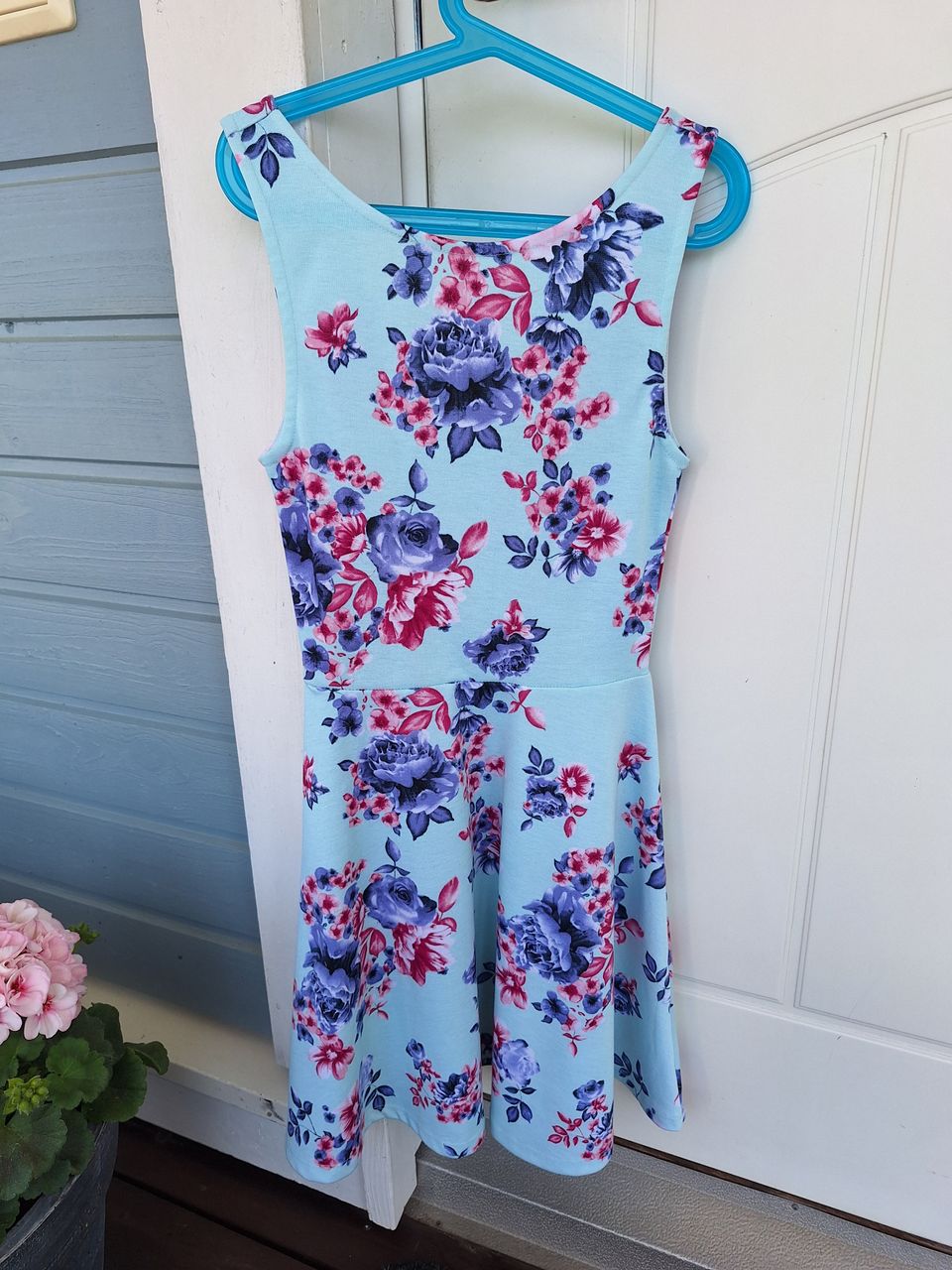 H&M kukallinen mekko 34/160cm