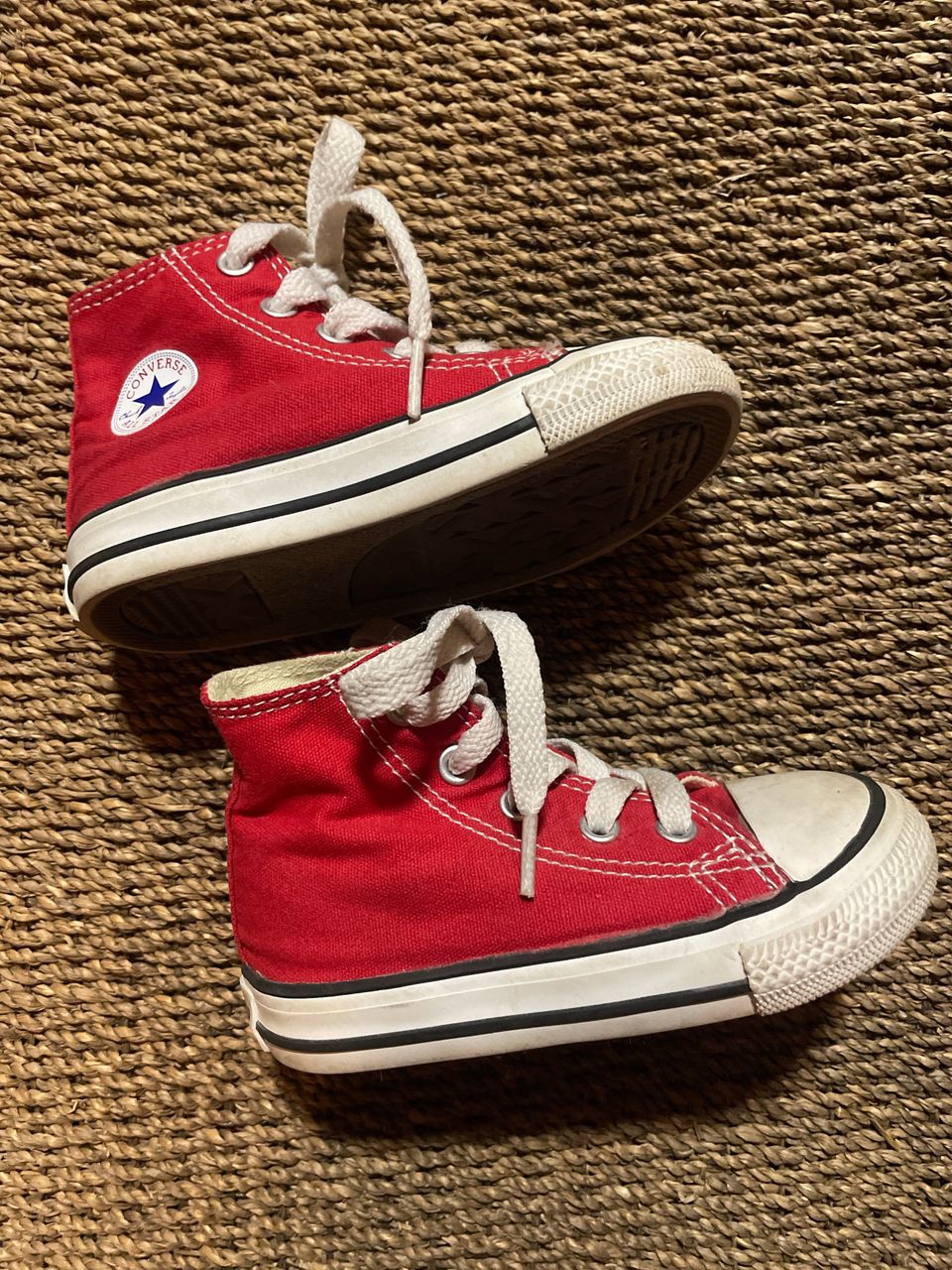 Converse tennarit 22