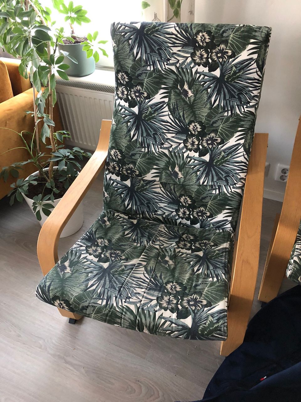 Ikean nojatuoli POÄNG