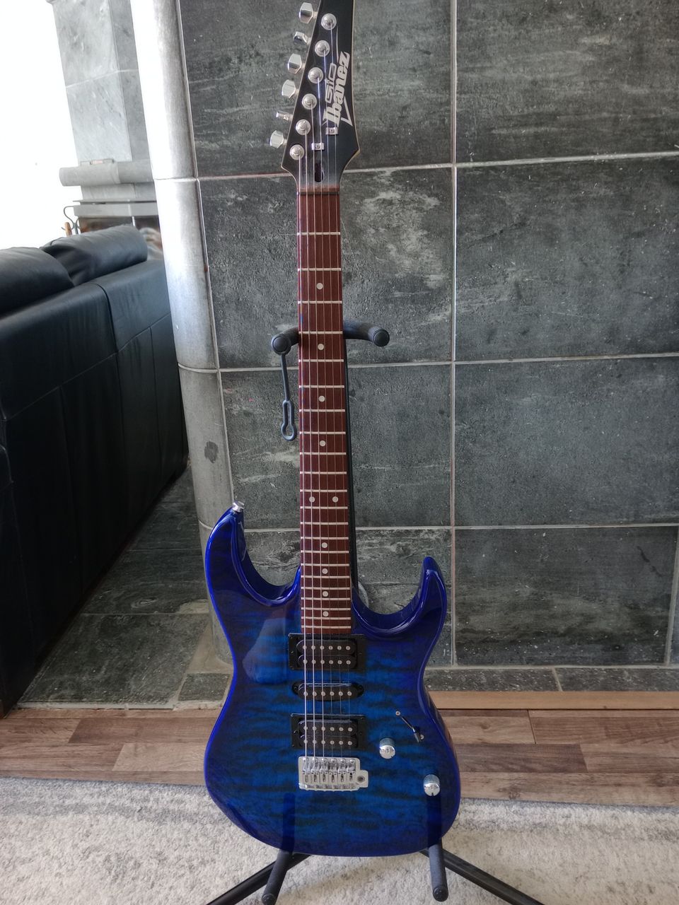 Ibanez GRX70QA sähkökitara