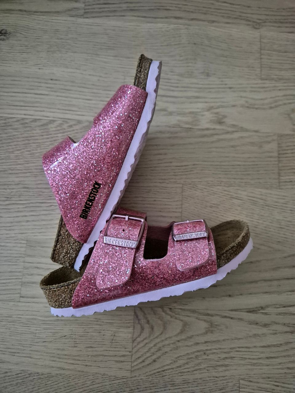 Birkenstock lipokkaat uudet!