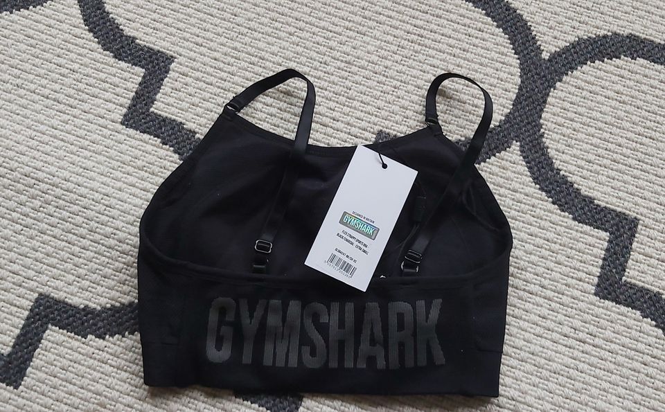 Gymshark urheiluliivit