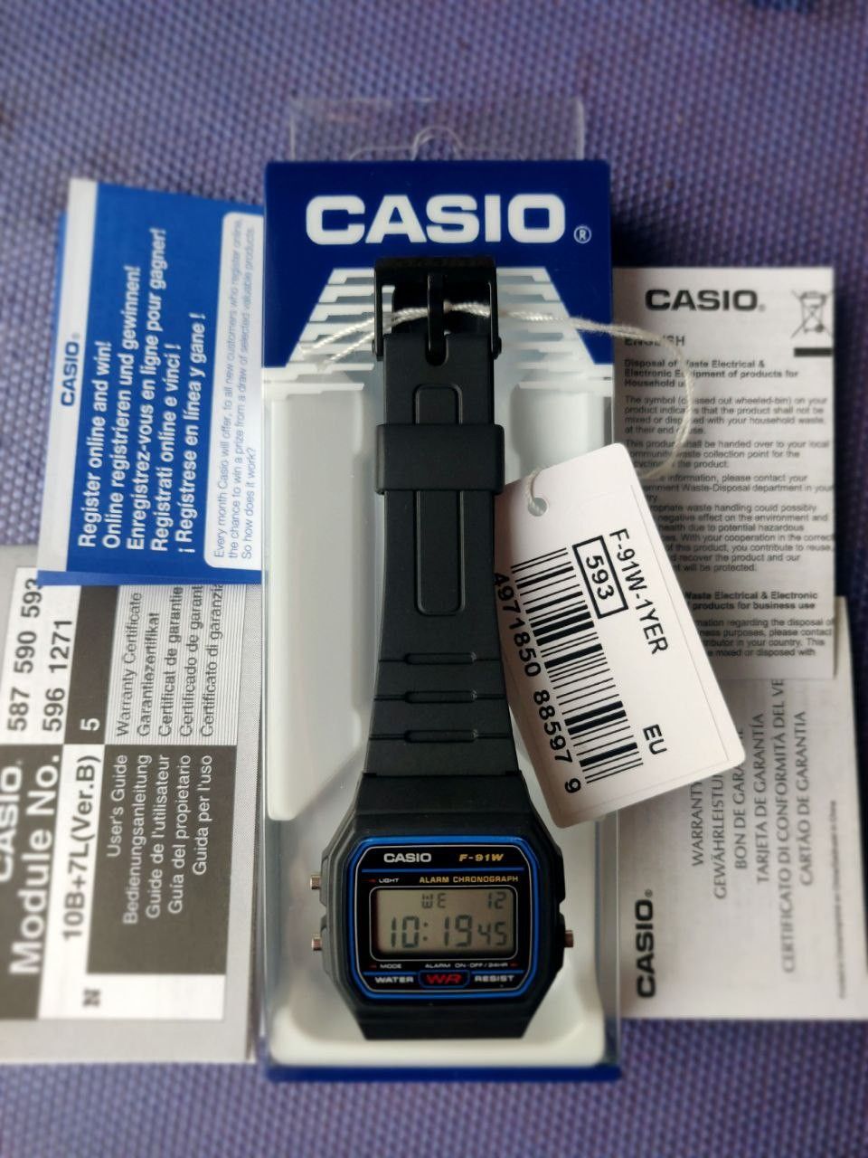 Uusi Casio F-91W Retro Rannekello