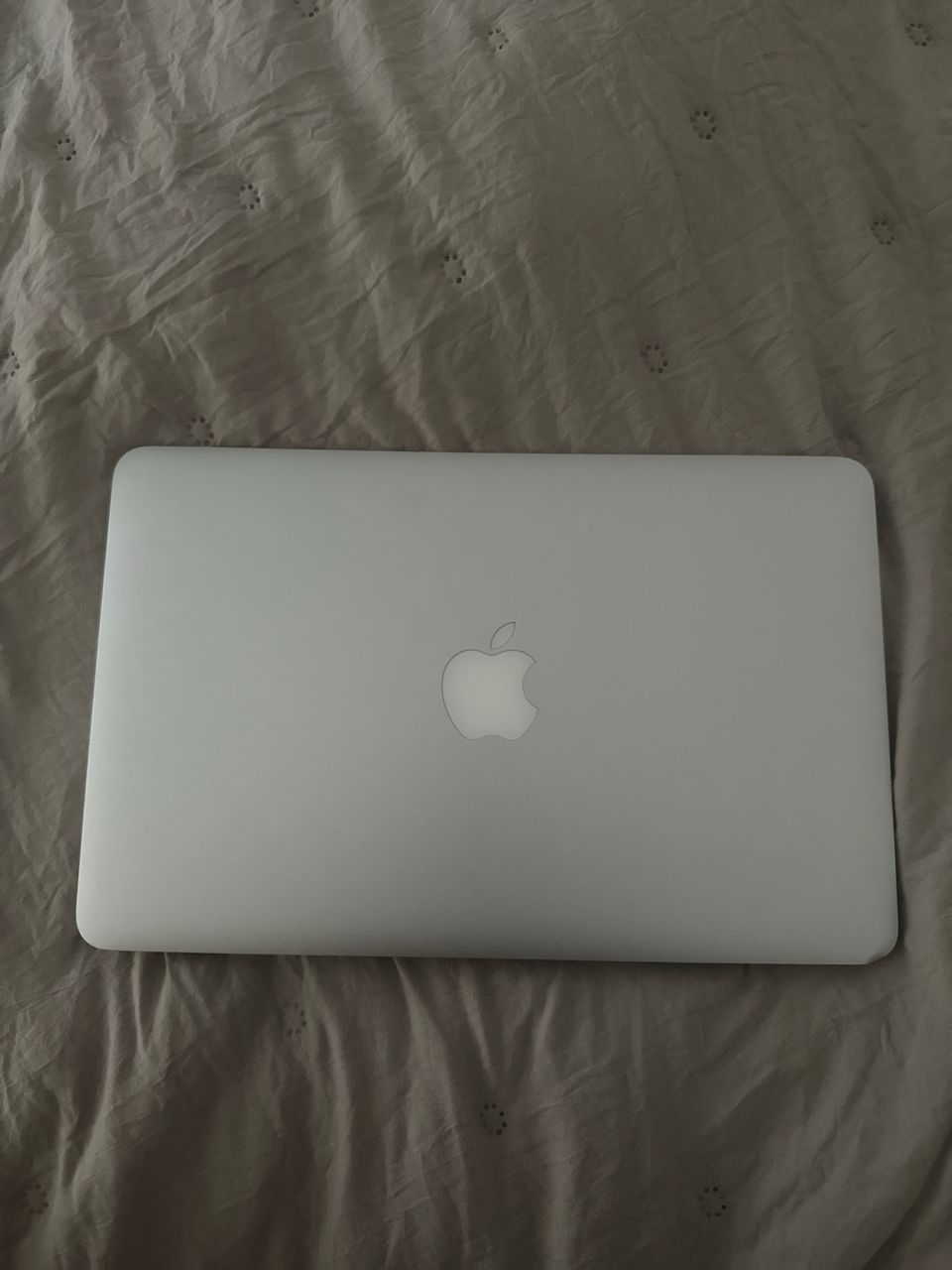 Apple MacBook Air 11”