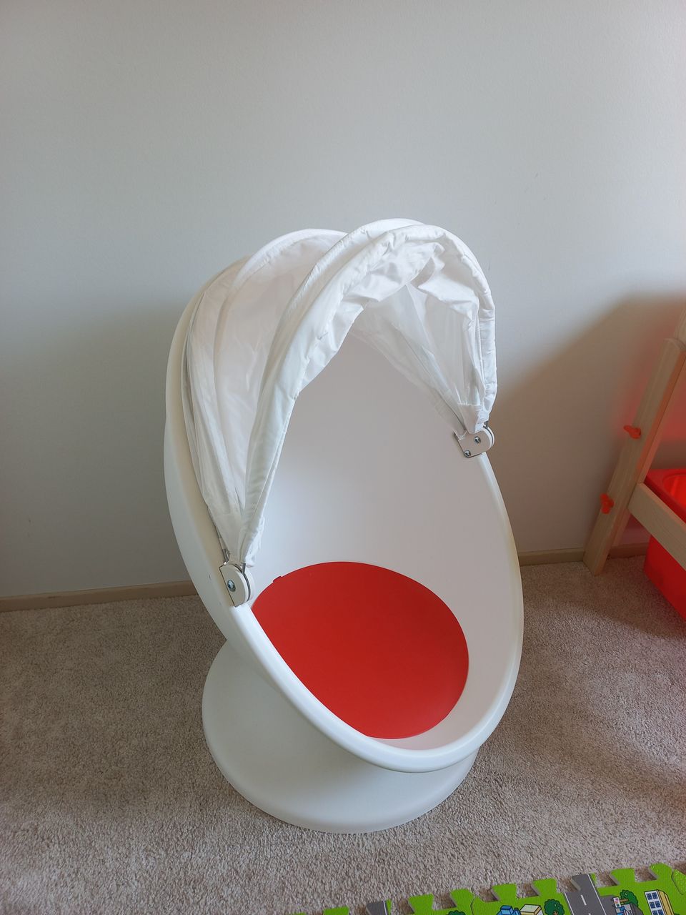 Pyörivä nojatuoli, IKEA PS LÖMSK, valkoinen/punainen
