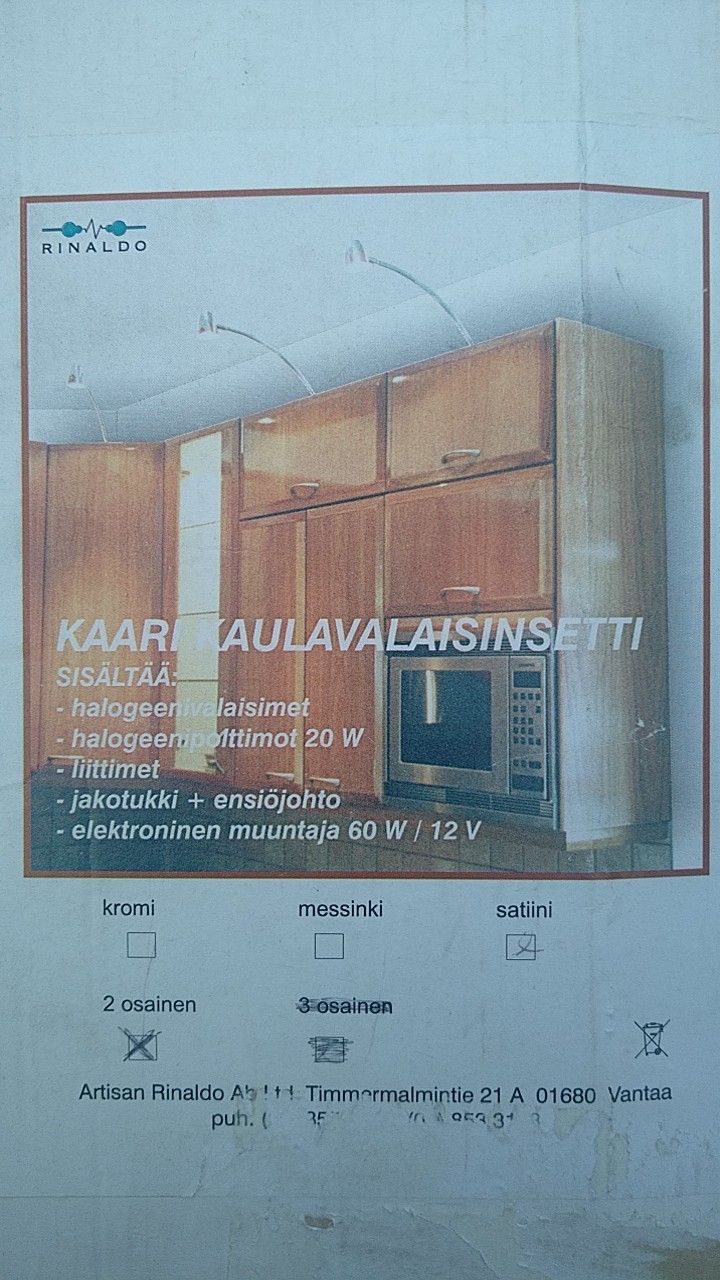 Kaarikaulavalaisin