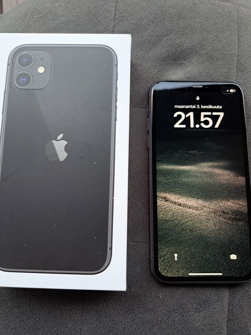 Iphone 11 - 64GB - Musta
