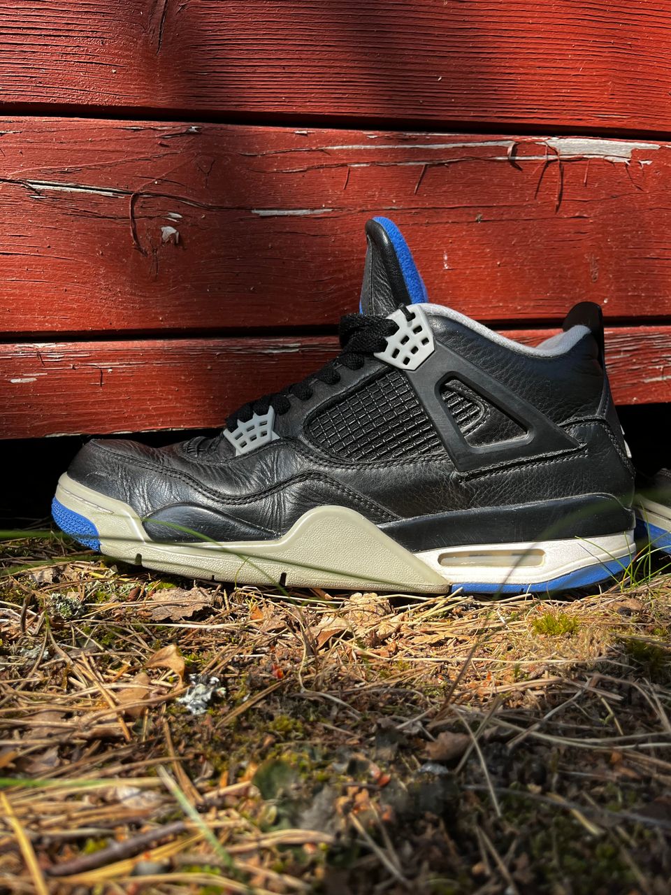 Air Jordan 4 Motorsport Alternate