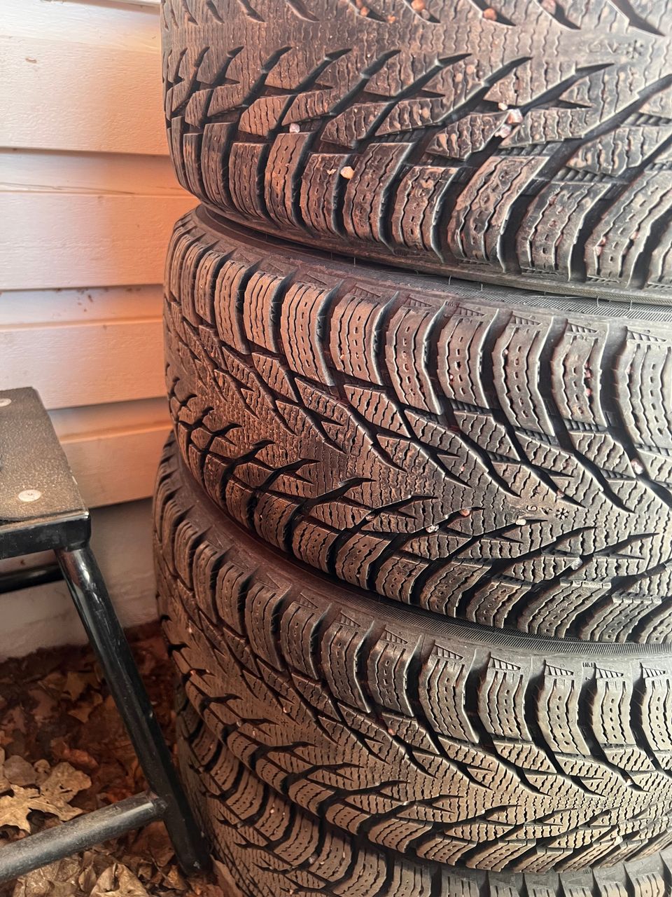 205/60R16 Nokian kitkat 4KPL