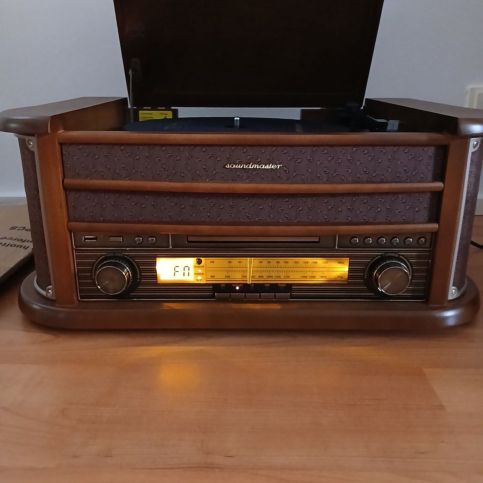 Soundmaster nr560