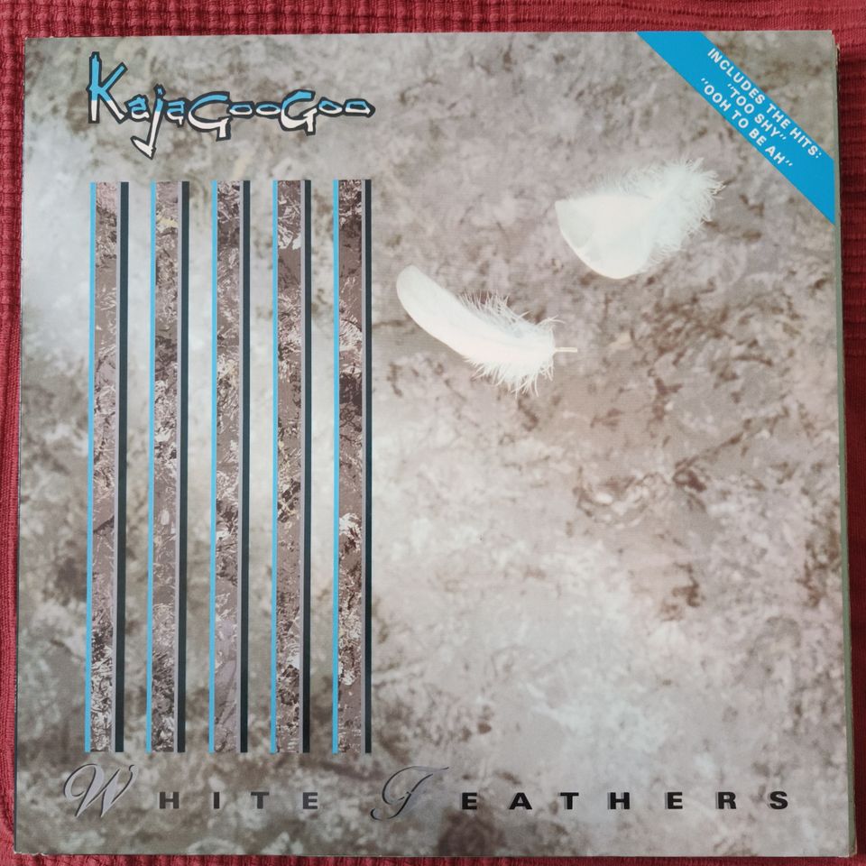 KajaGooGoo - White Feathers