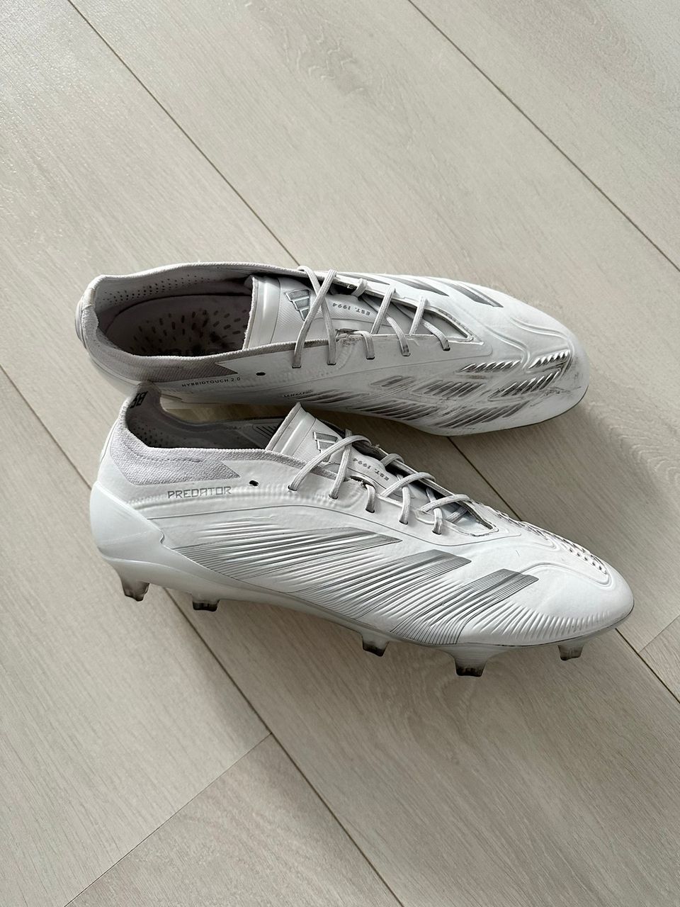 Adidas Predator Elite jalkapallokengät