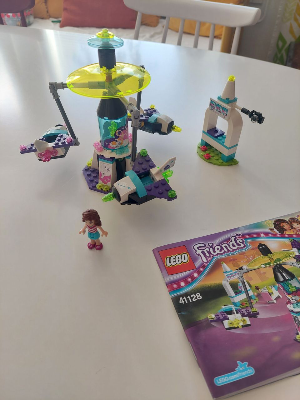 Lego Friends -karuselli