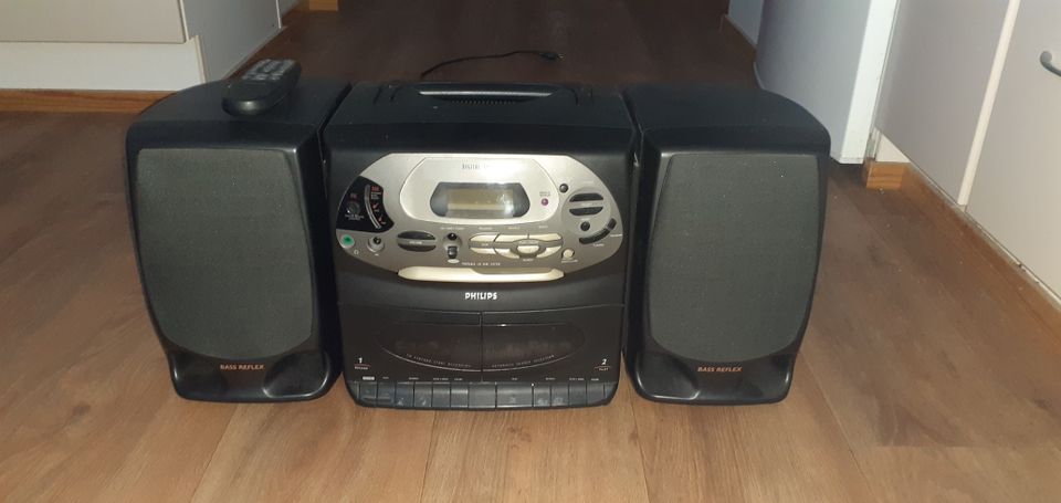 Philips cd-kasetti-radiosoitin