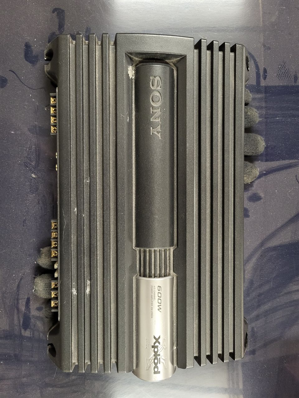 Sony XM ZR 604 4- kanavainen vahvistin