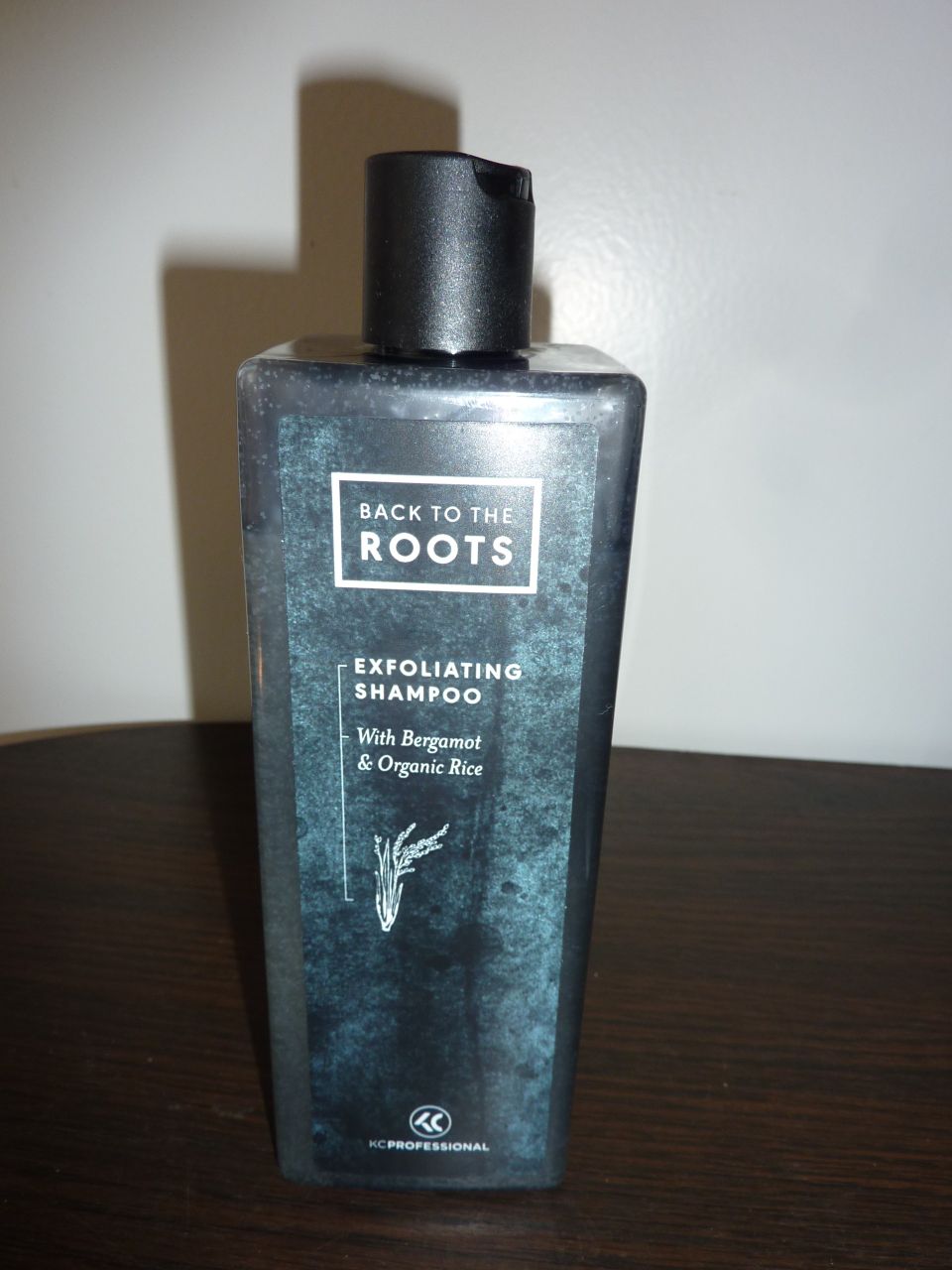 Back to the Roots exfoliating shampoo 500 ml