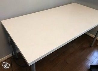 Linnmon IKEA pöytä 150x75