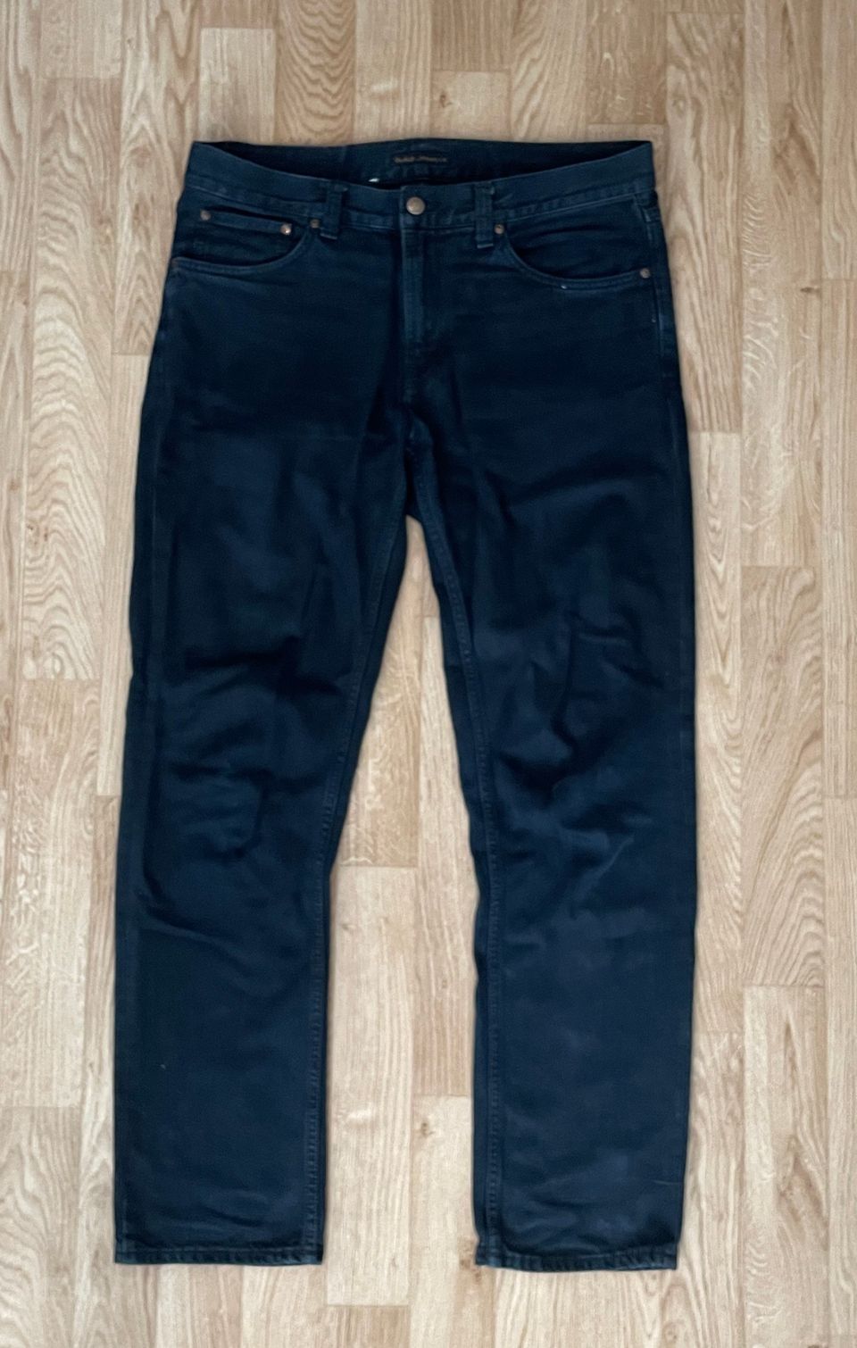 Nudie Jeans mustat farkut 32" (Gritty Jackson, Black Forest)
