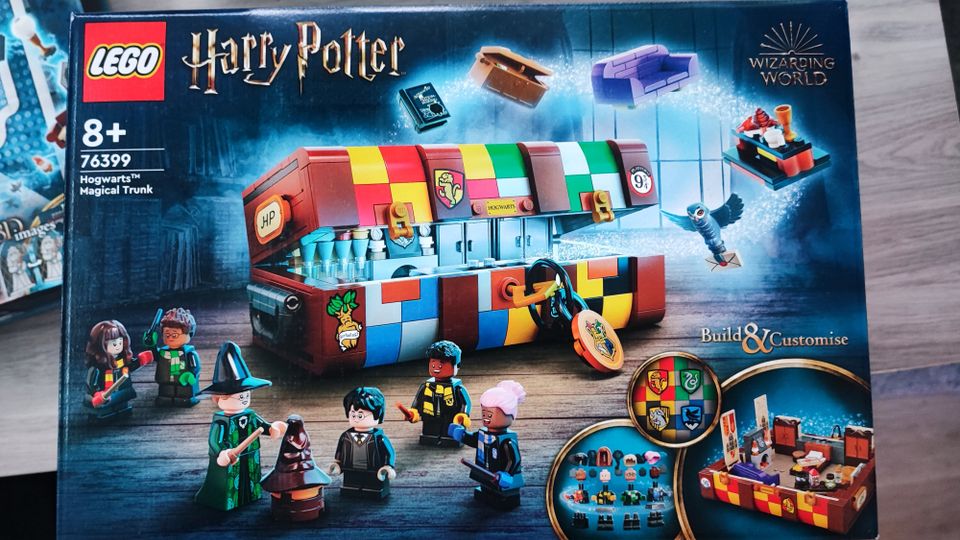 LEGO hogwarts magical trunk