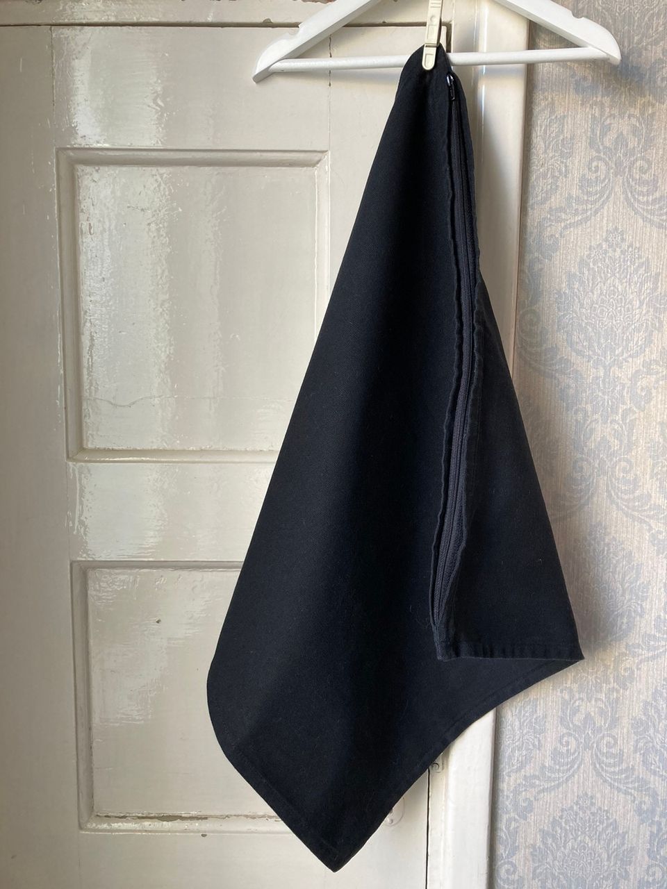 Ikean musta Gurli-tyynynpäällinen, 50 cm x 50 cm