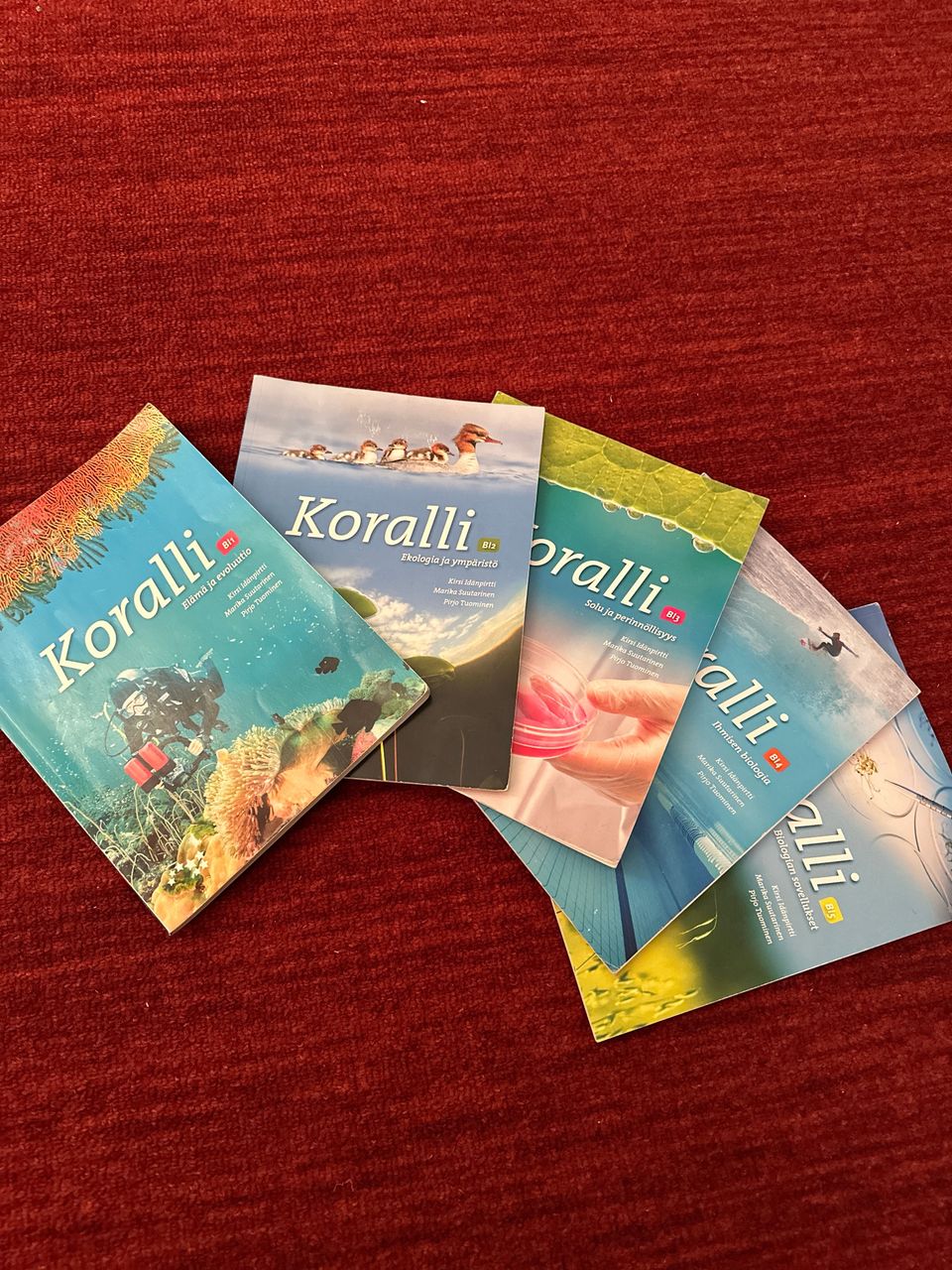 Myydään Koralli 1-5