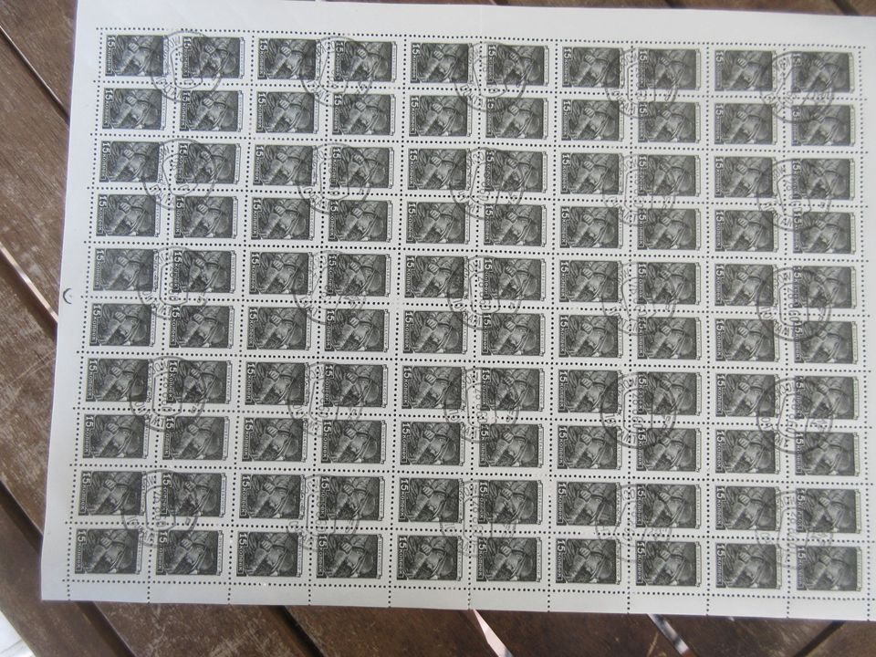 Neuvostoliittolainen postimerkkiarkki vuodelta 1960