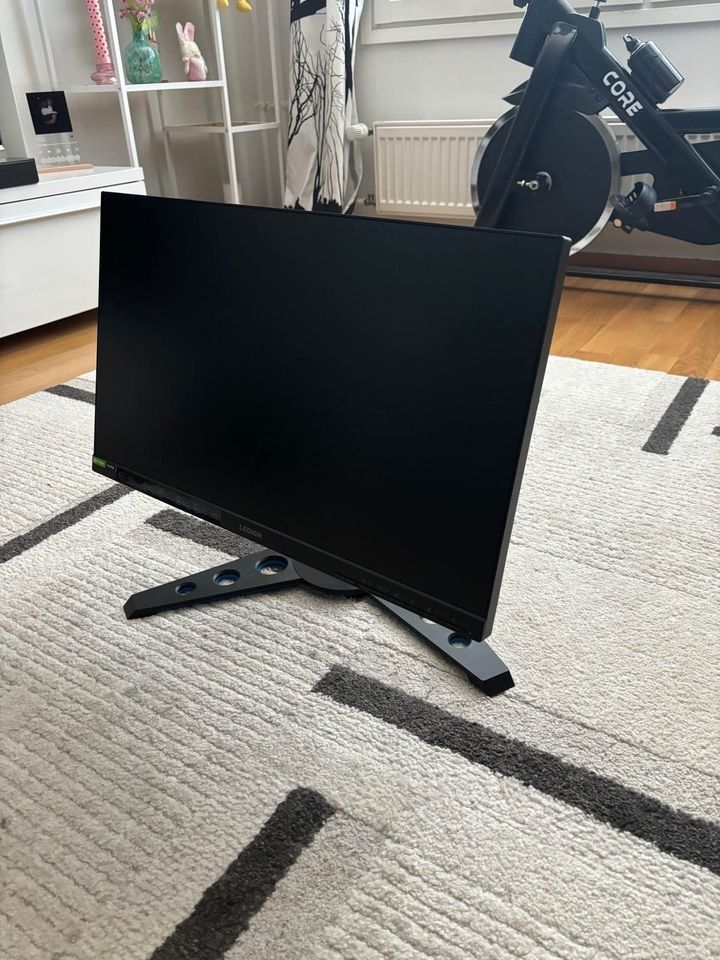 Lenovo Y25g-30 24,5" pelinäyttö (360 Hz) Takuuta 14.04.2026 asti.