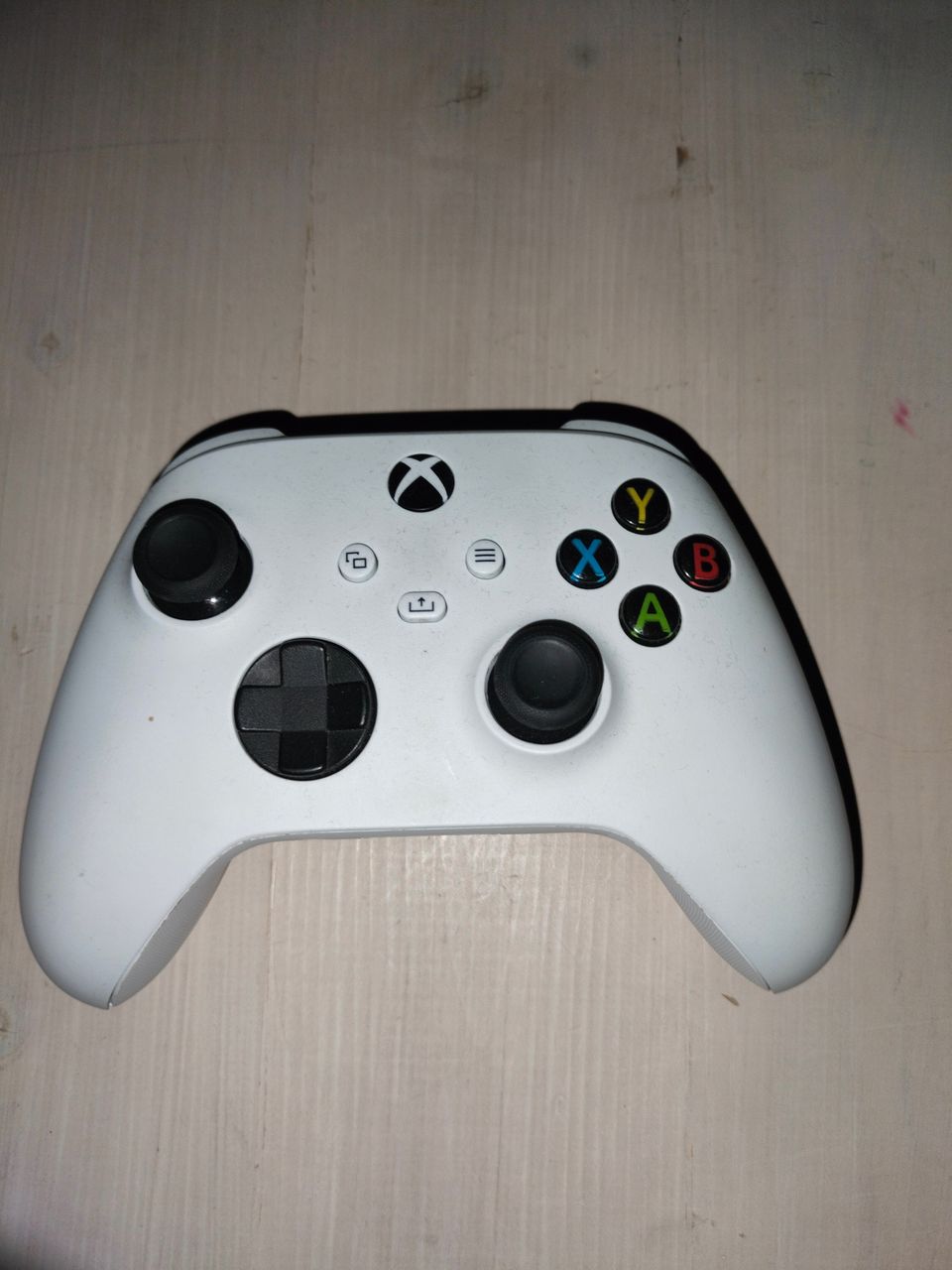 Xbox series s peli ohjain