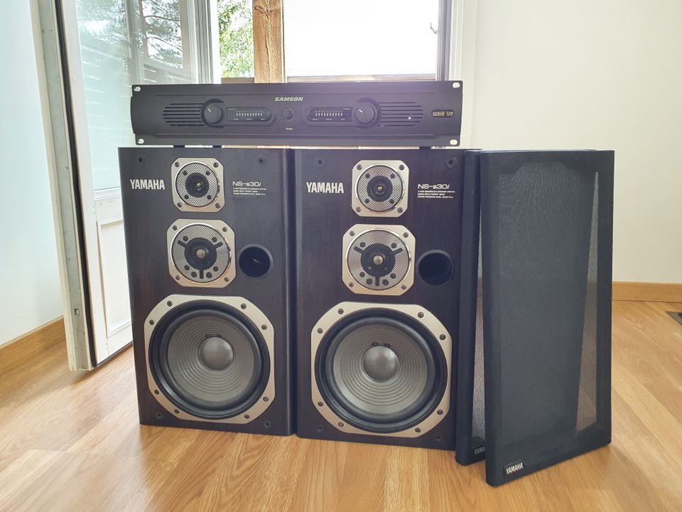 Samson Servo 300 Amp & Yamaha NS-30 loudspeakers