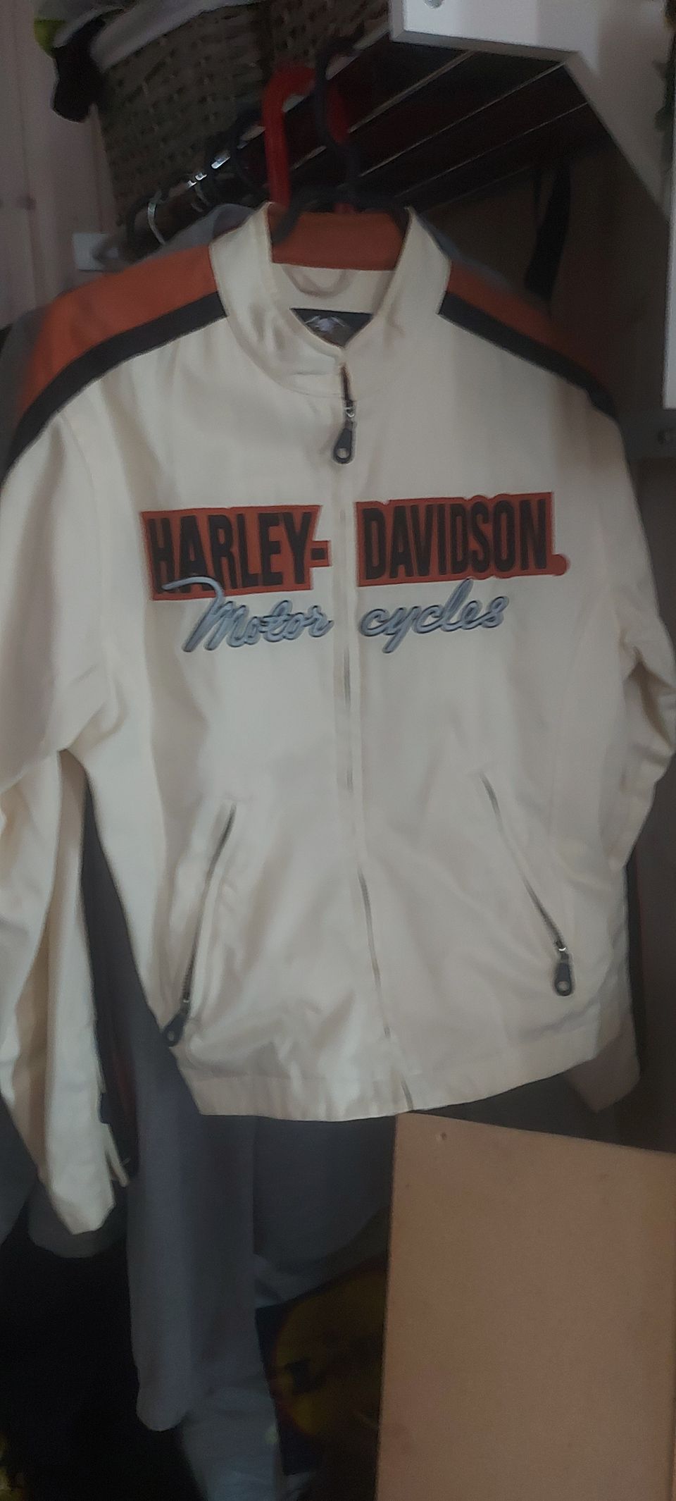 Myydään 20v Harley takki