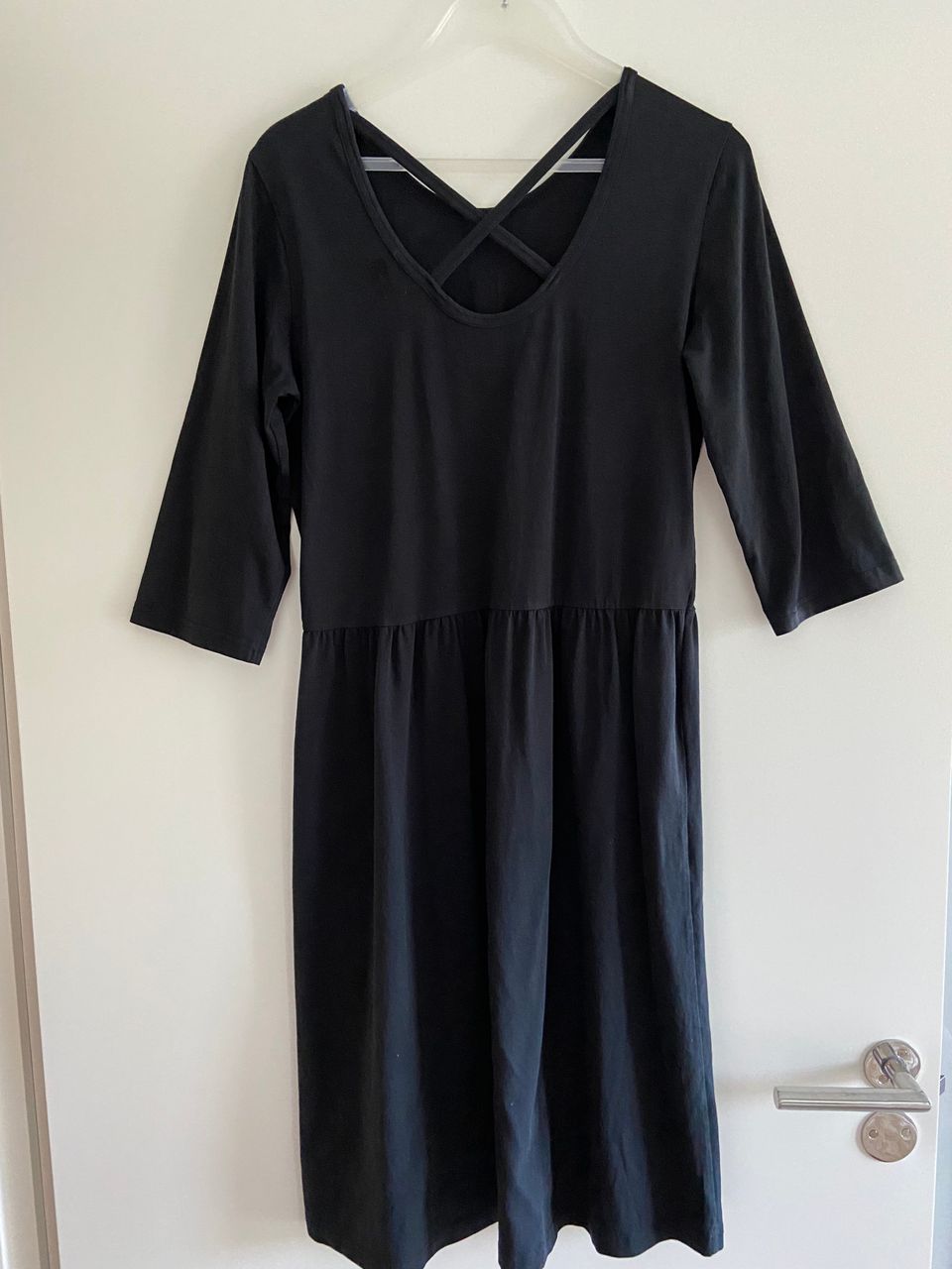 Musta cross dress, Kaiko
