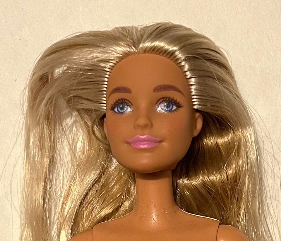 Barbie nukke