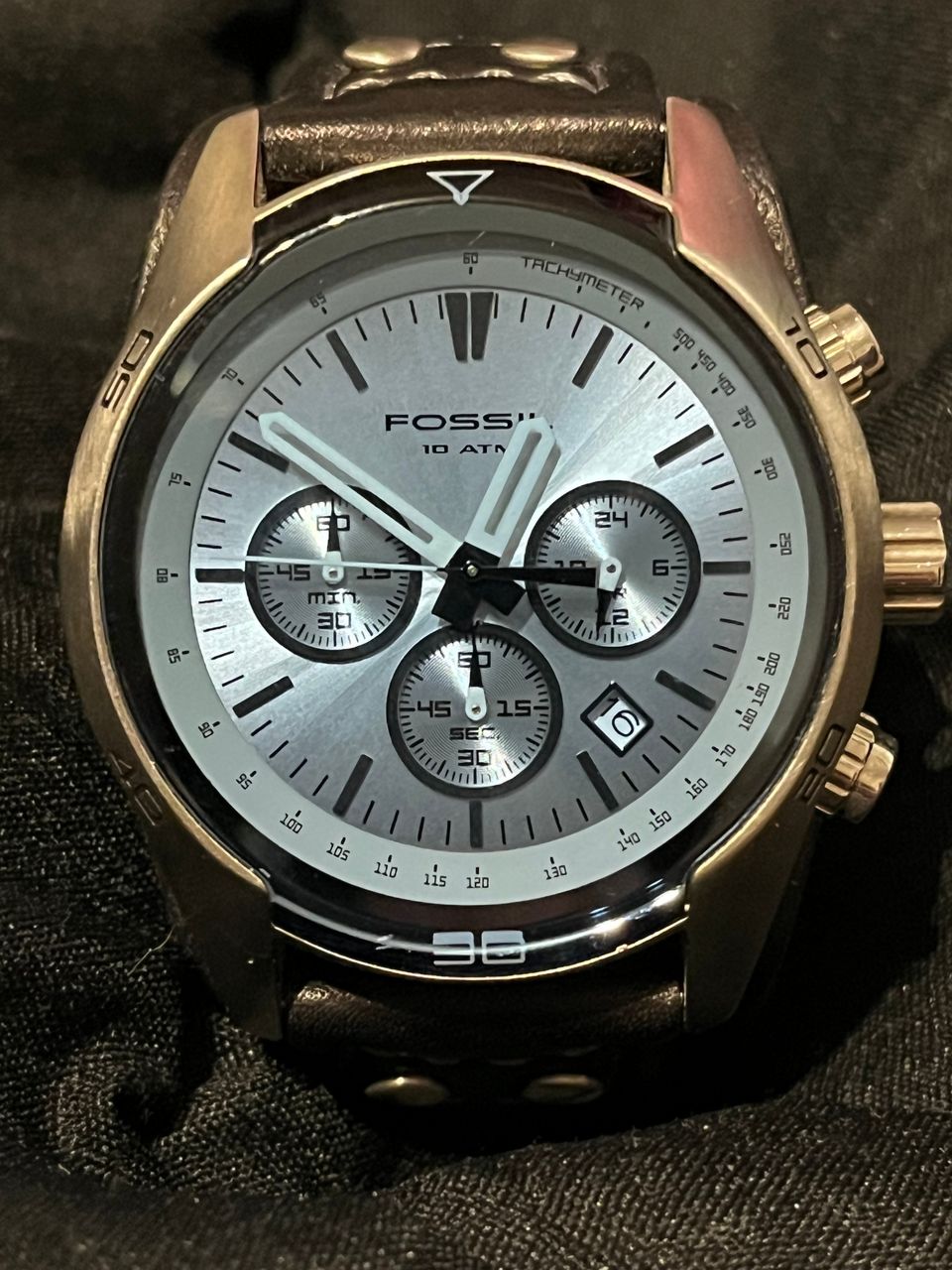 Fossil CH-2564