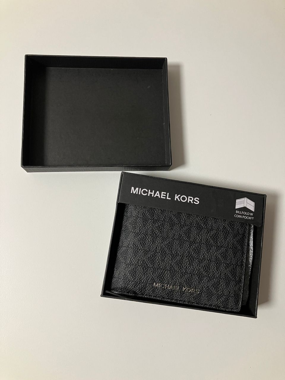 Michael Kors Billford Greyson lompakko (uusi)